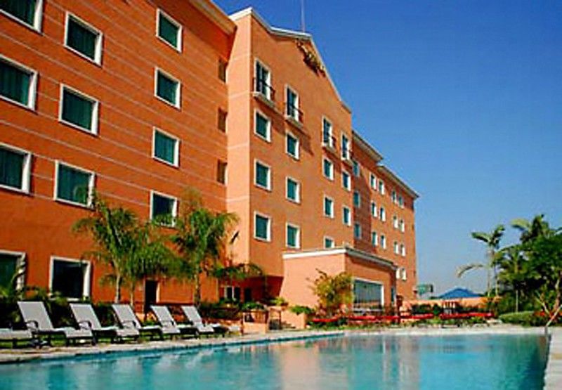 מלון סנטיאגו דה לוס קבאלרוס Hodelpa Garden Court מראה חיצוני תמונה